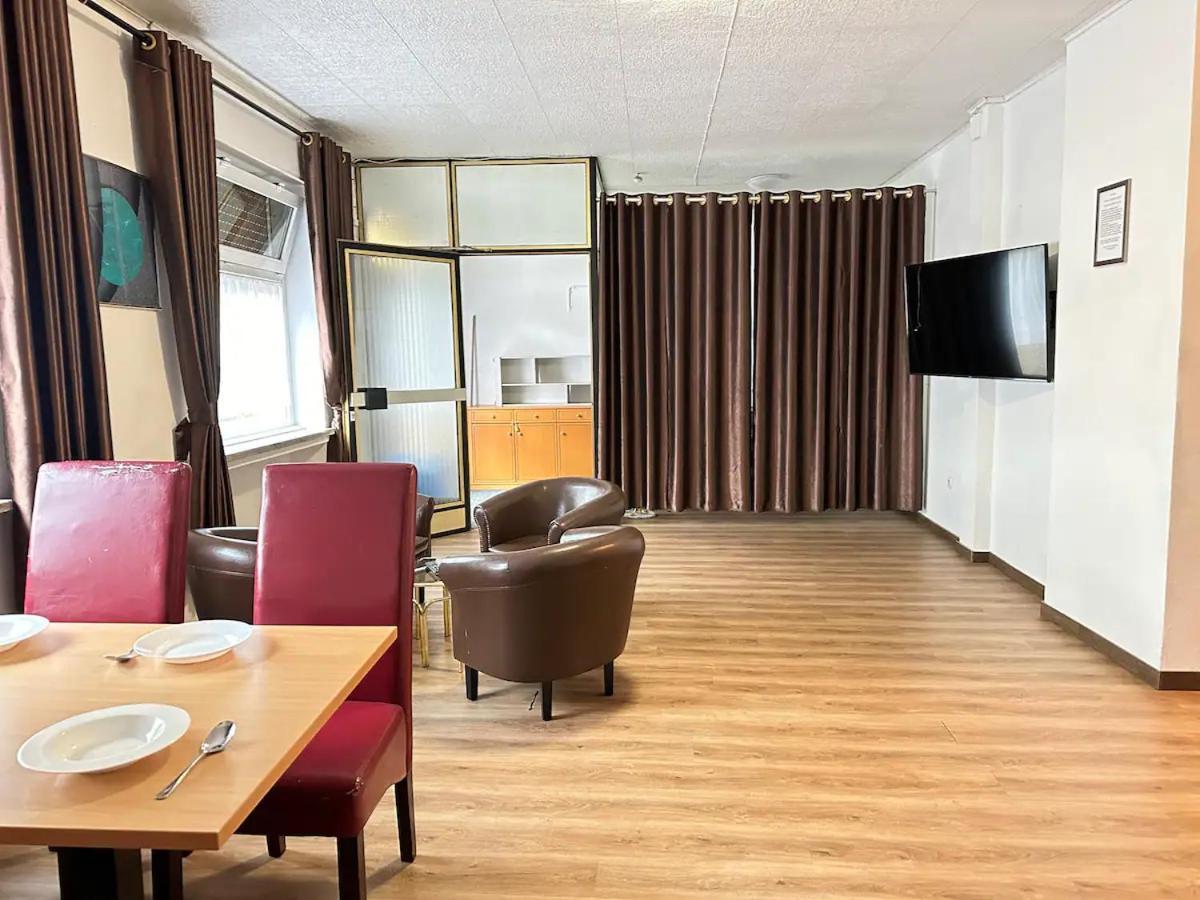 Holiday Apartment Adenau Pokoj fotografie